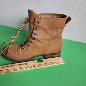 Rock And Candy Women's Lace Up Combat Tan Boots Size 8.5 W/plaid Flannel Lining